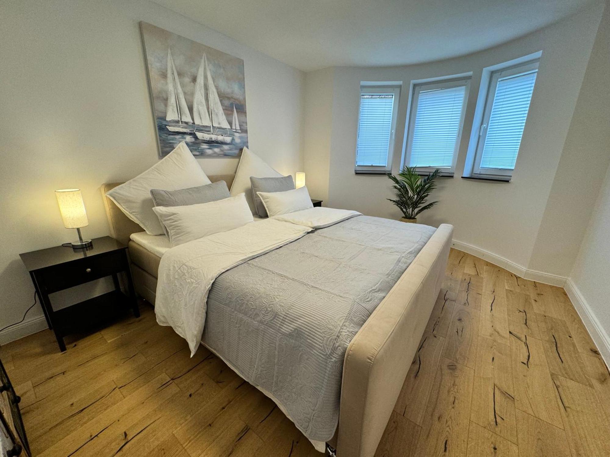 Stadtoase: Exklusive Apartments Fuer Ruhe Und Entspannung Bremen Bagian luar foto